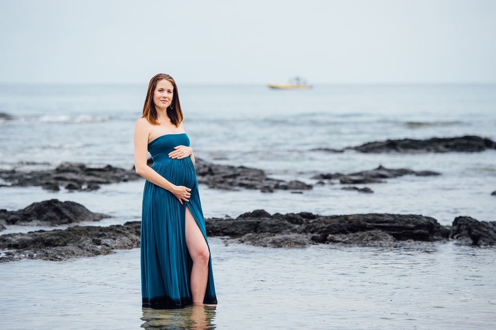 Mauna Lani babymoon and maternity photography