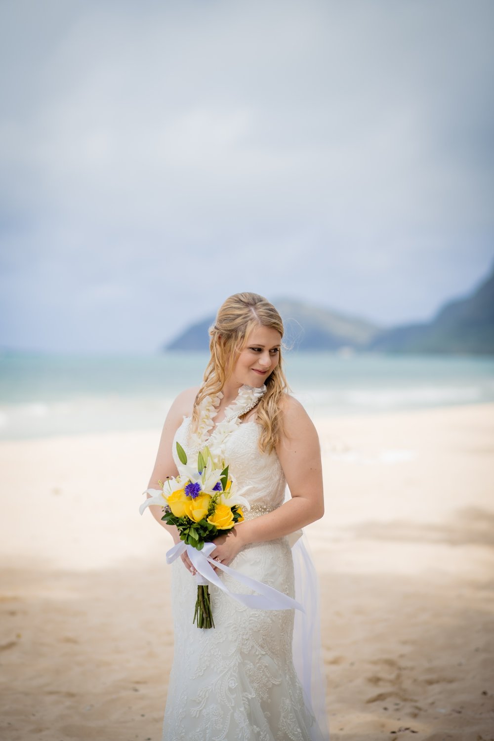 Hawaii Bride at her destination wedding in Oahu