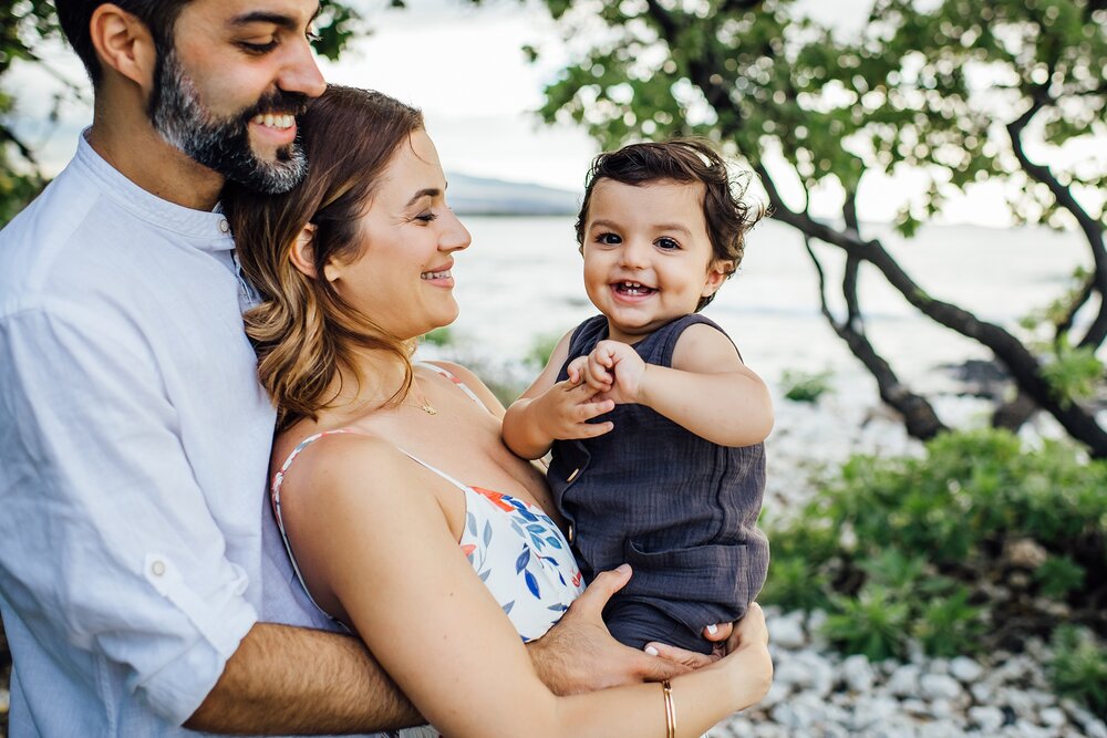happy family photography on the Big Island beach