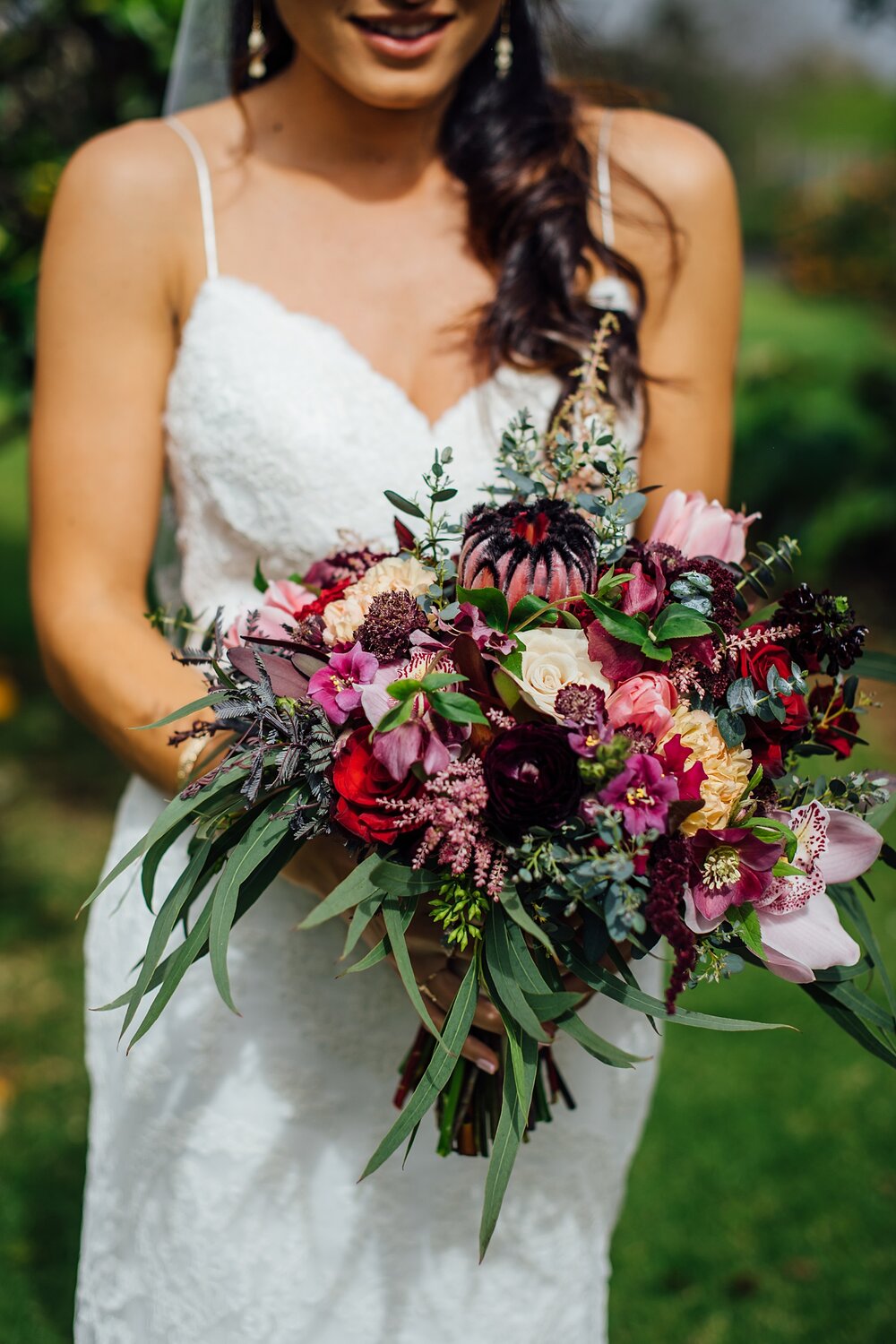 bold-colored bridal bouquet