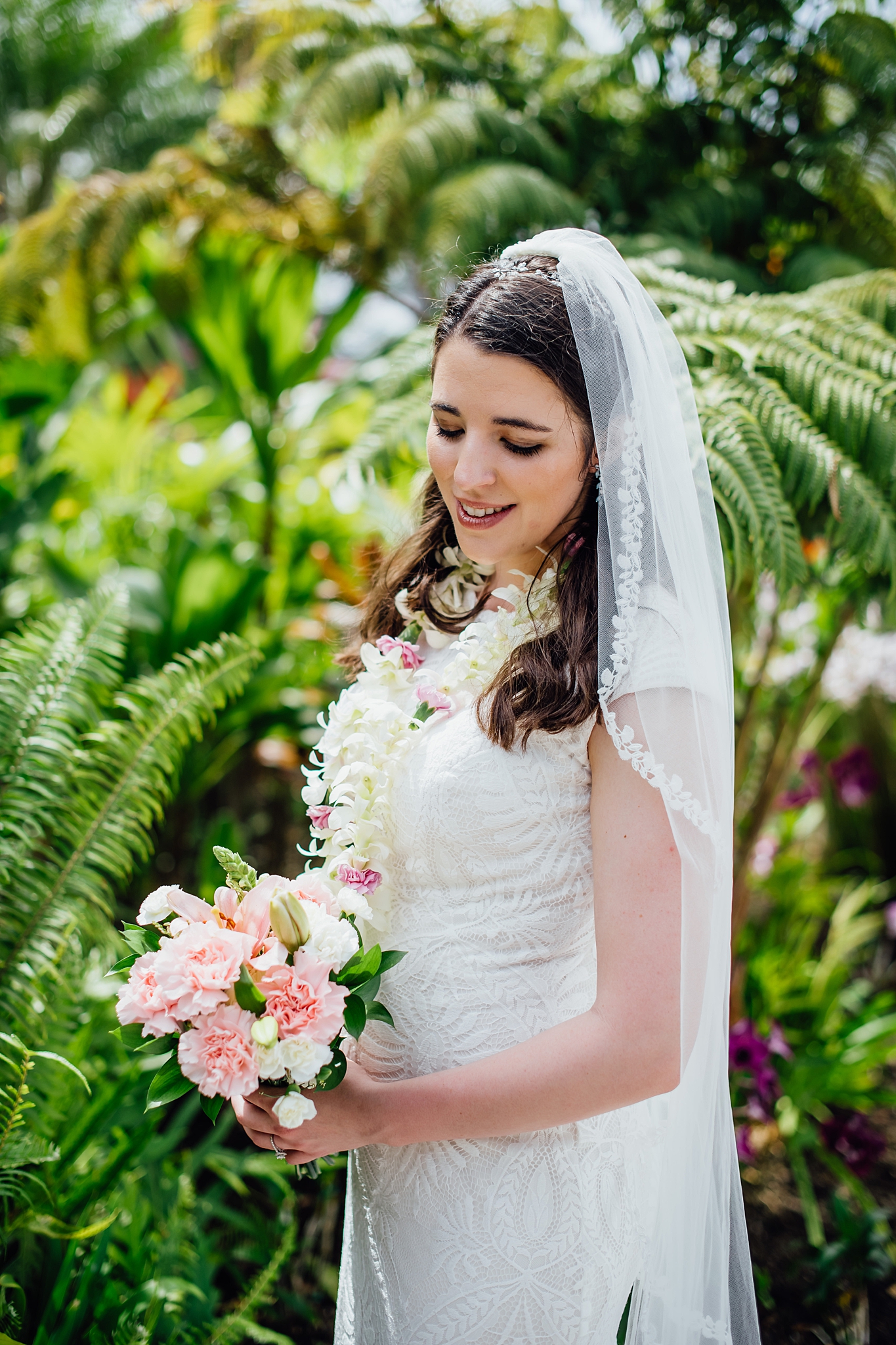 beautiful Hawaii bride