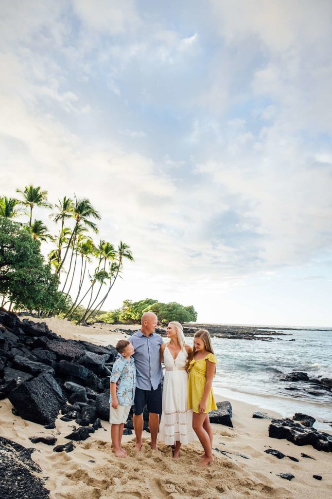 stunning beach for family photos in Hawaii