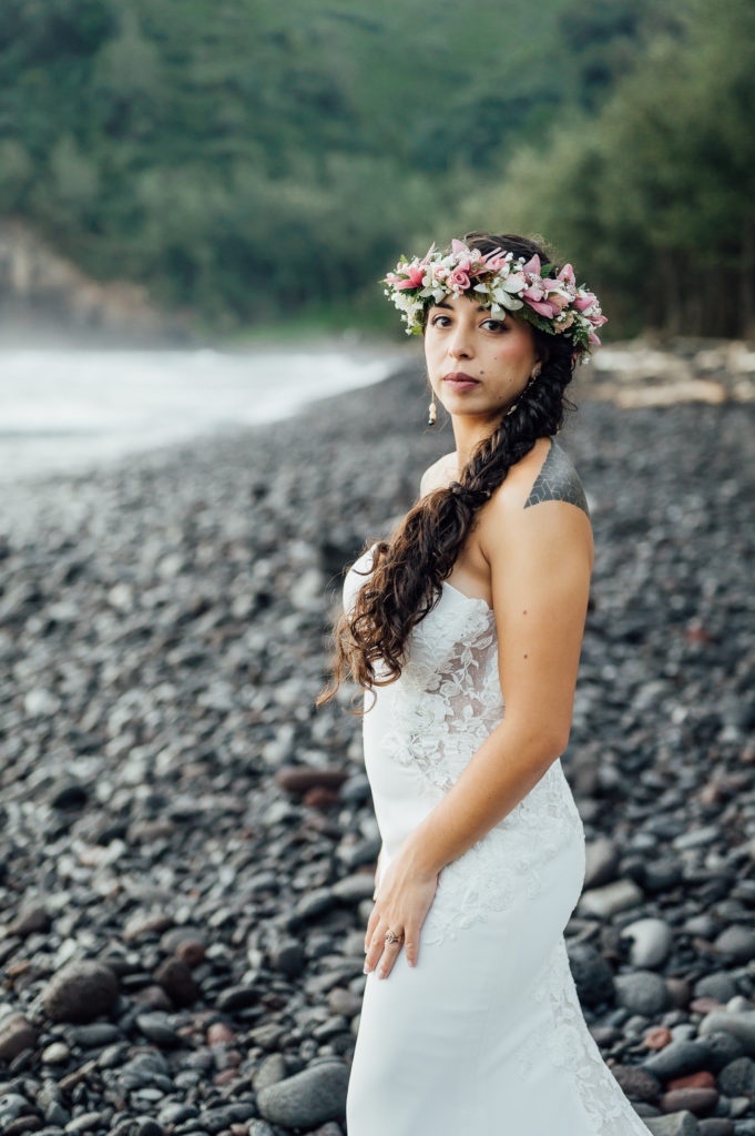 the mesmerizing Hawaii bride