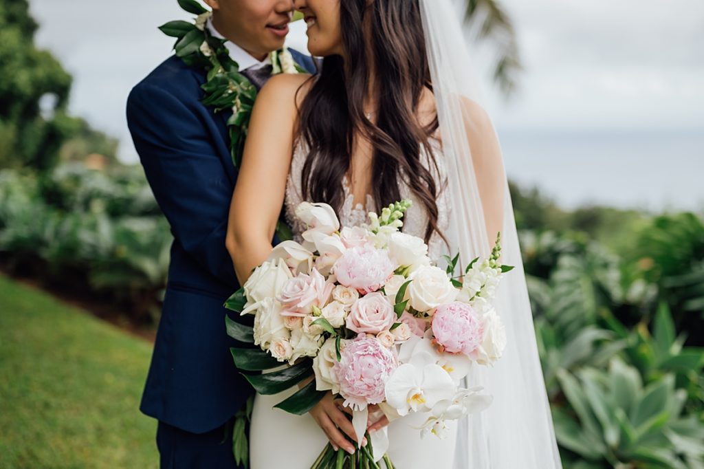 Big Island wedding photo of the bride's bouquet