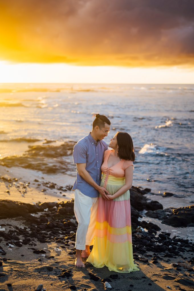couple looking adoringly at each other  by Kona Hawaii photographer