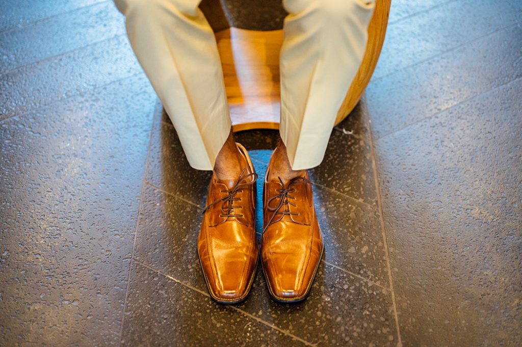 groom's shoes during by Big Island wedding photographer