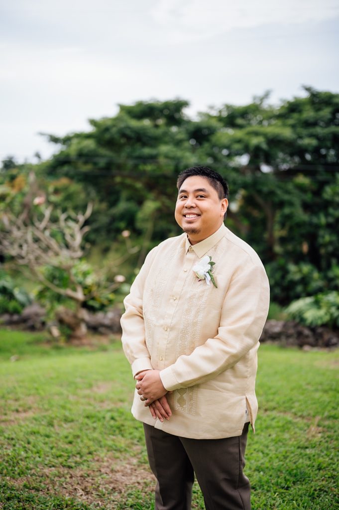 dashing groom during his Big Island wedding