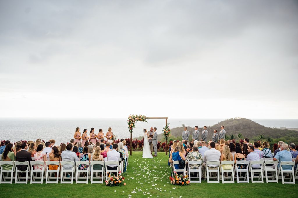 beautiful Hawaii wedding ceremony 