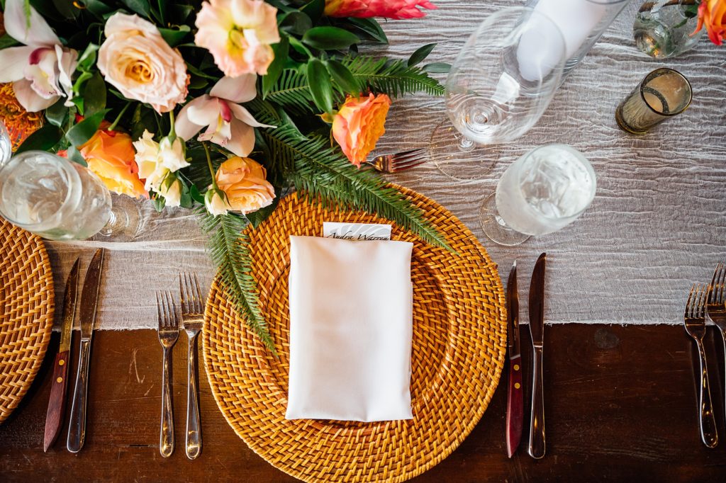 photo of a table set-up by Hawaii photographer