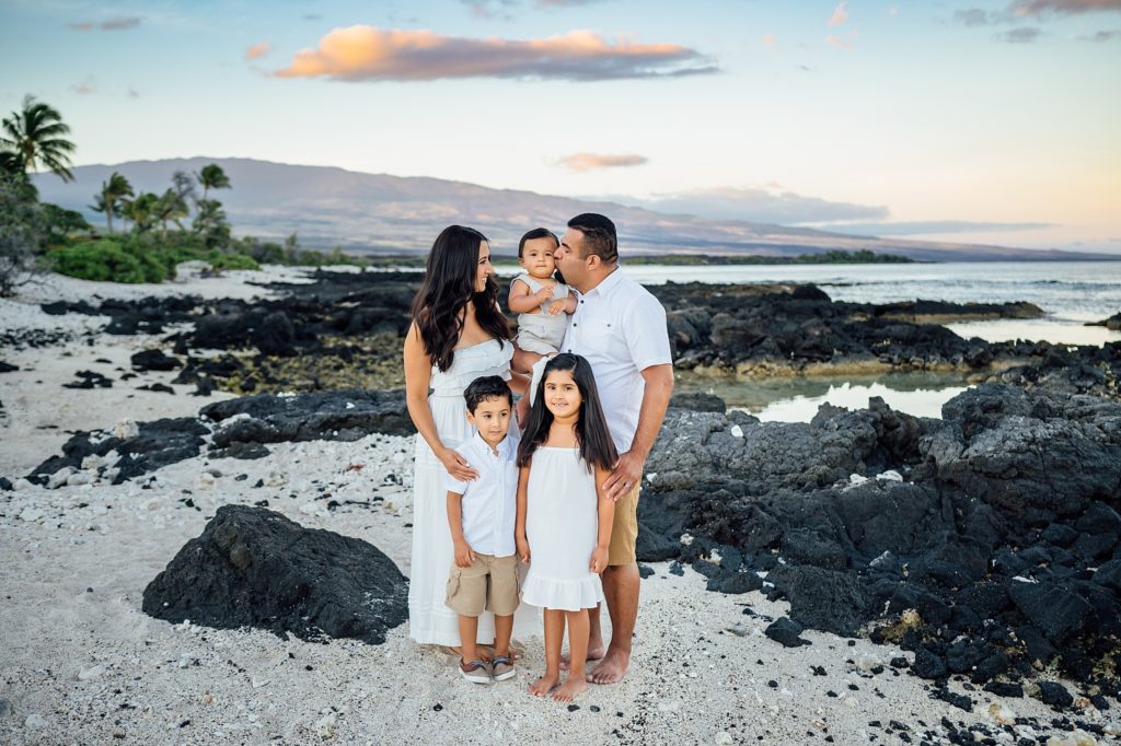 beautiful photo of the family at a beach in Hawaii